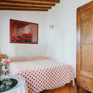 https://la-casa-di-scarlett.it-tuscanyhotel.com